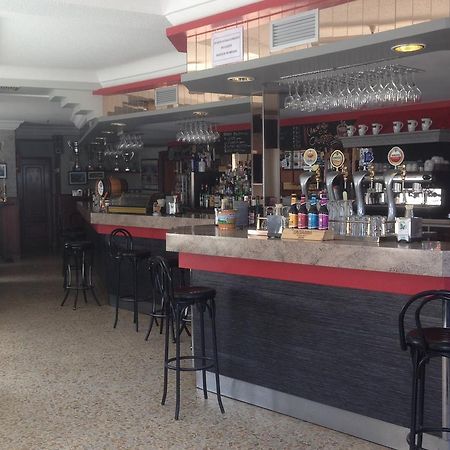 Hostal Salones Victoria Santa Marina del Rey Exterior photo
